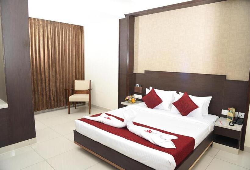 Номер Deluxe, Rathna Residency