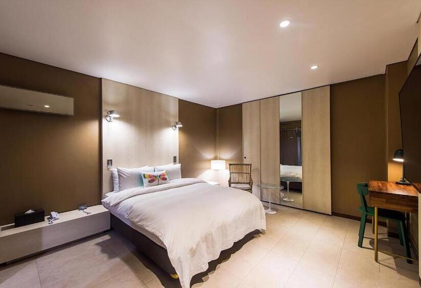 اتاق استاندارد, Soho Hotel Airport