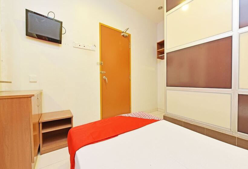 اتاق لوکس یک تخته, Oyo 582 Hotel Walk Inn