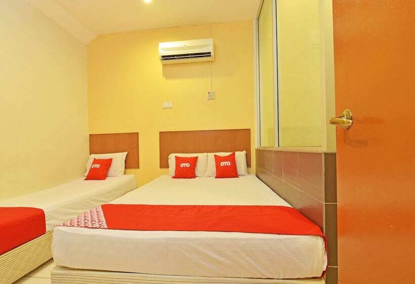 سوییت سوپریور, Oyo 582 Hotel Walk Inn