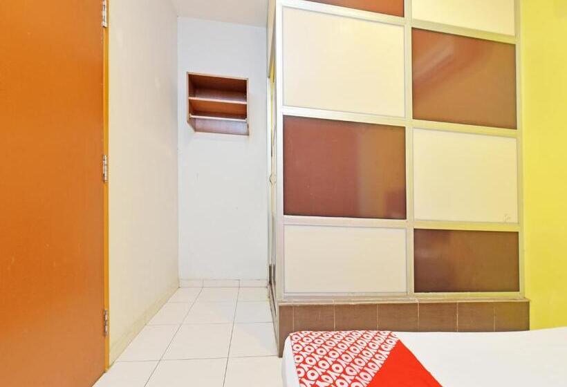 اتاق لوکس یک تخته, Oyo 582 Hotel Walk Inn