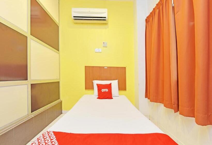 اتاق لوکس یک تخته, Oyo 582 Hotel Walk Inn