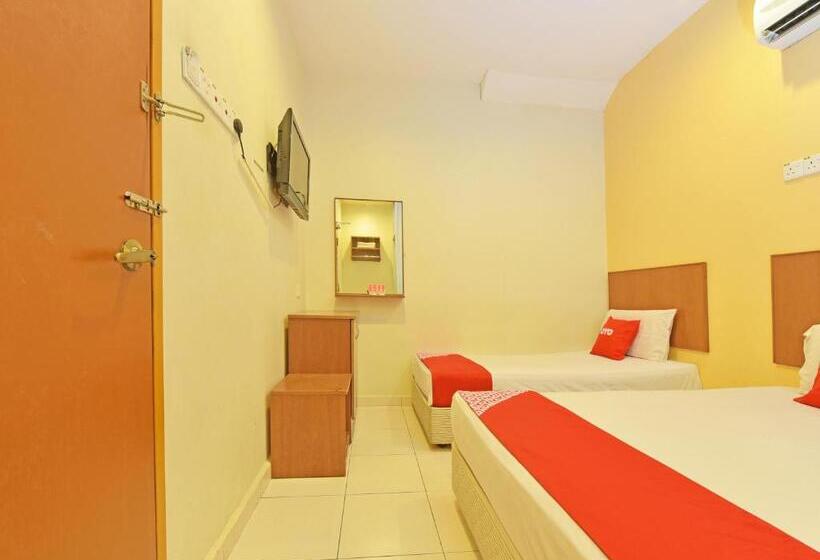 سوییت سوپریور, Oyo 582 Hotel Walk Inn