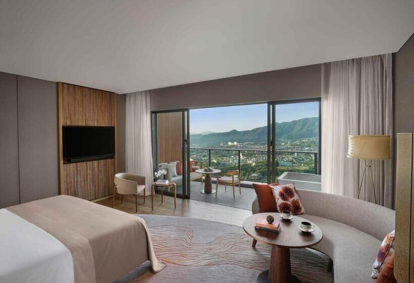 Номер Клуб Кровать Кинг, Ana Intercontinental Beppu Resort & Spa, An Ihg