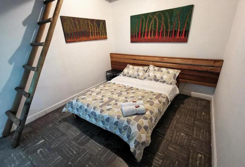 Семейный Номер, Hostel Once Once