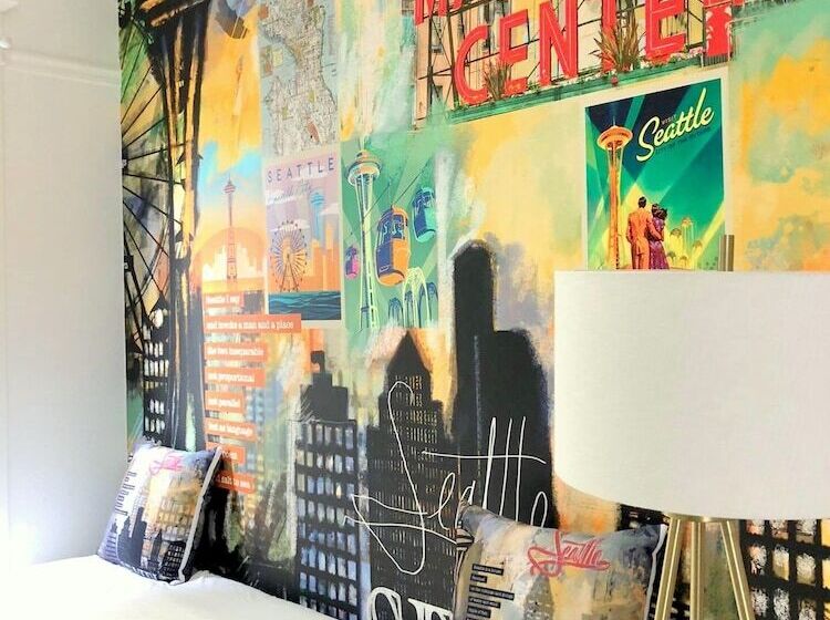 Standart Oda, The Art Inn Seattle