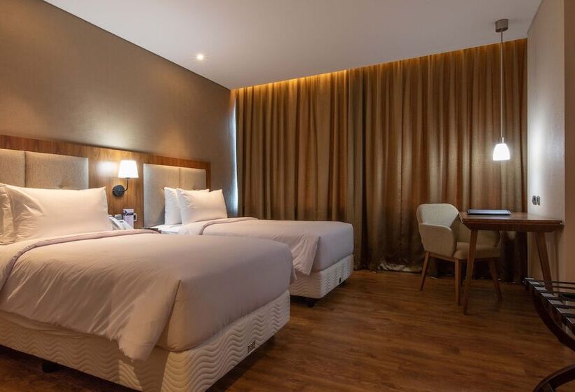 高级大房间, Avenzel Hotel & Convention Cibubur