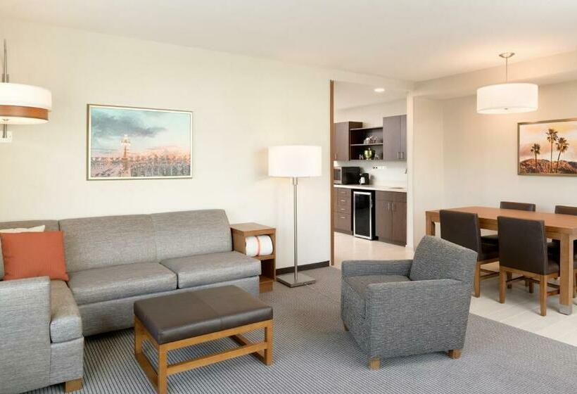 带大床的套房, Hyatt Place Pasadena