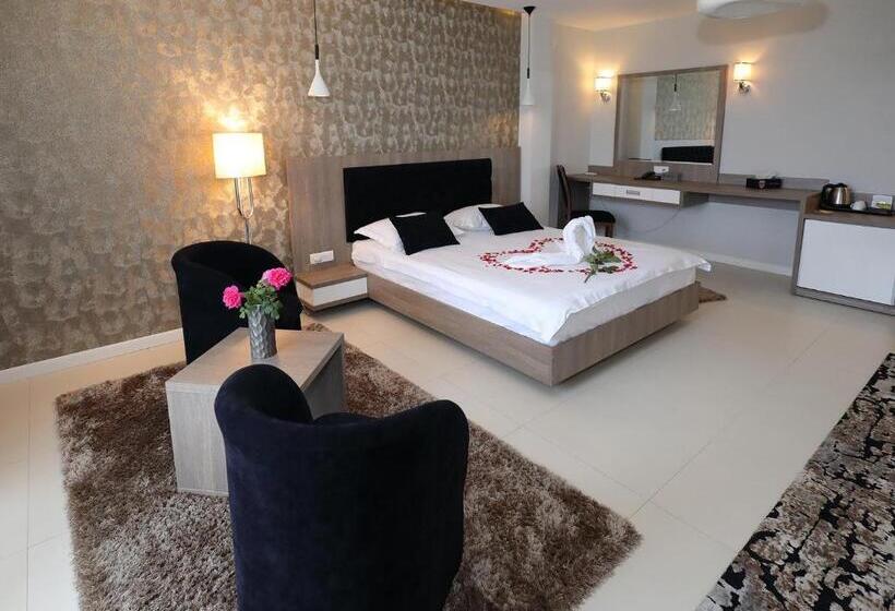 اتاق استاندارد با وان آب گرم, Meliss Events