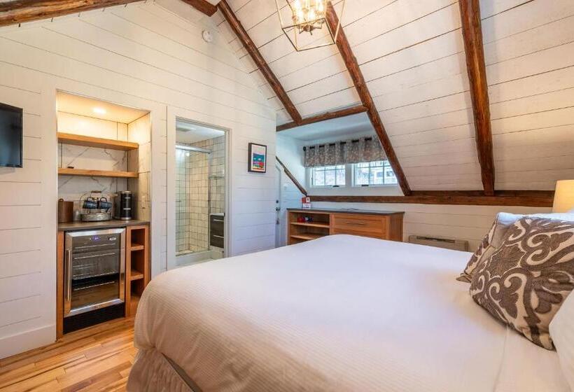 Номер Deluxe Кровать Кинг, The Barnstead Inn