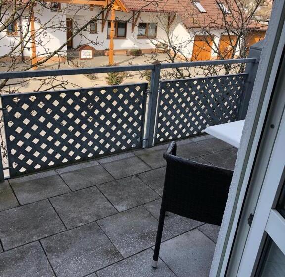آپارتمان 1 خوابه با بالکن, Landhaus Monika
