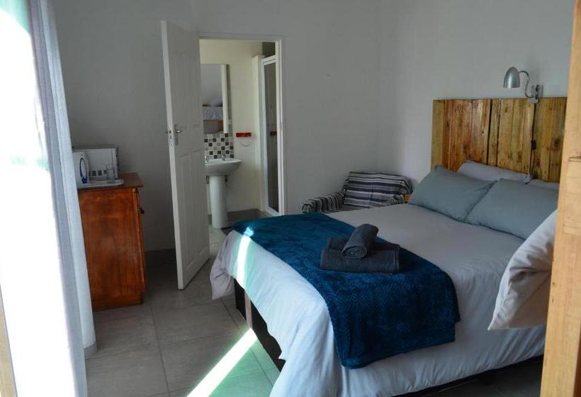 Семейный Номер, Ons Dorpshuis Beaufort West