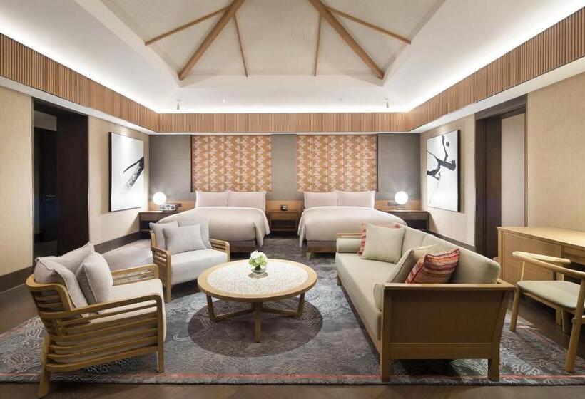 Вилла 3 Спальни, Capella Tufu Bay, Hainan