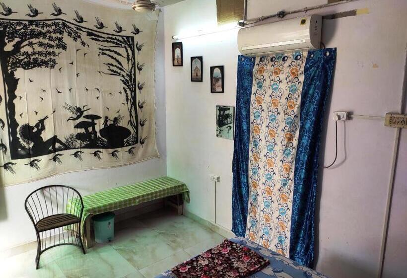 Номер Стандарт Совместная Ванная, Zigzag Homestay