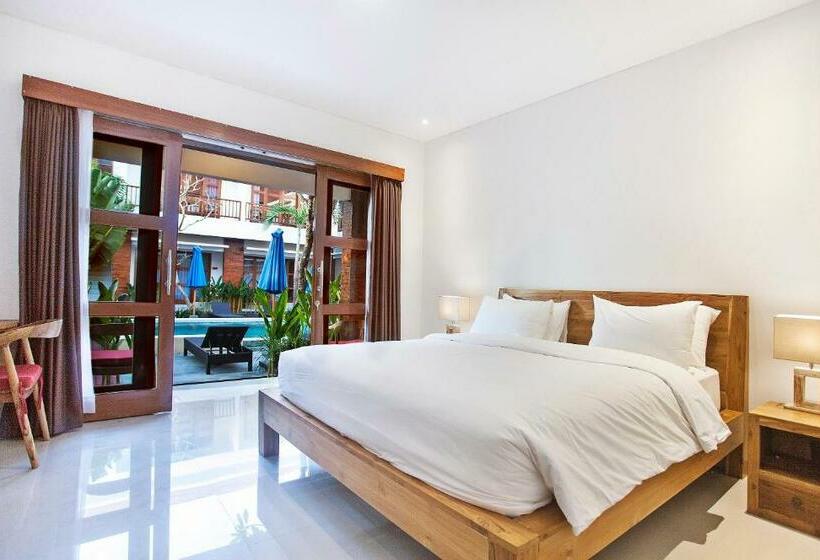 Студио Стандарт Вид на Бассейн, Sahadewa Suites Residence