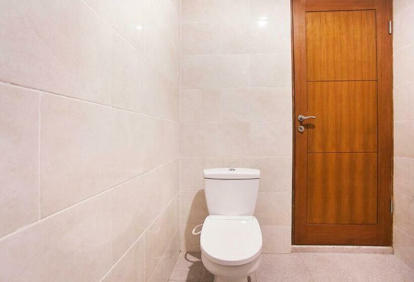 Студио Стандарт Вид на Бассейн, Sahadewa Suites Residence
