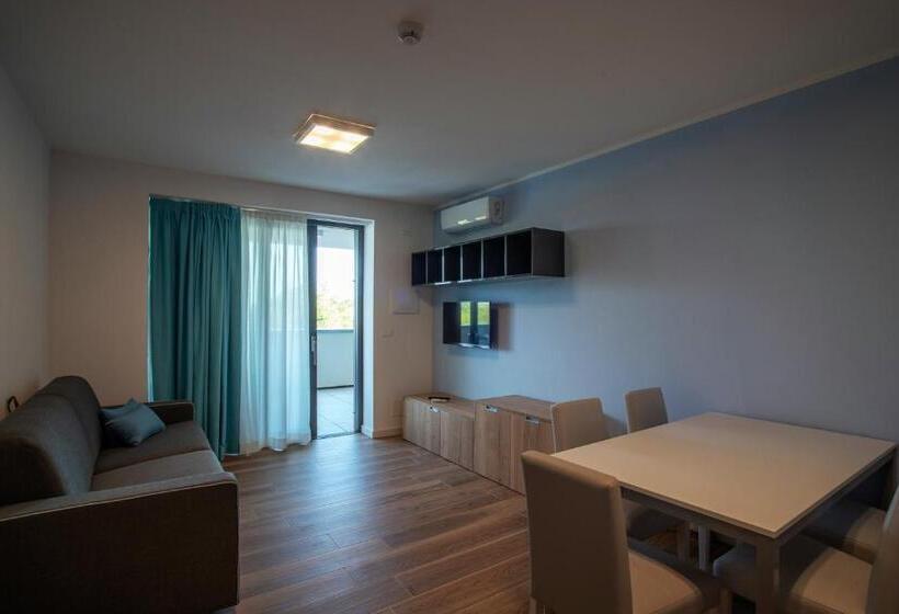 １ベッドルームのスーペリアアパートメント, Aparthotel Miramare