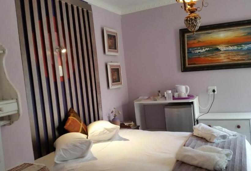 Семейный Номер, Lekkerus Guest House