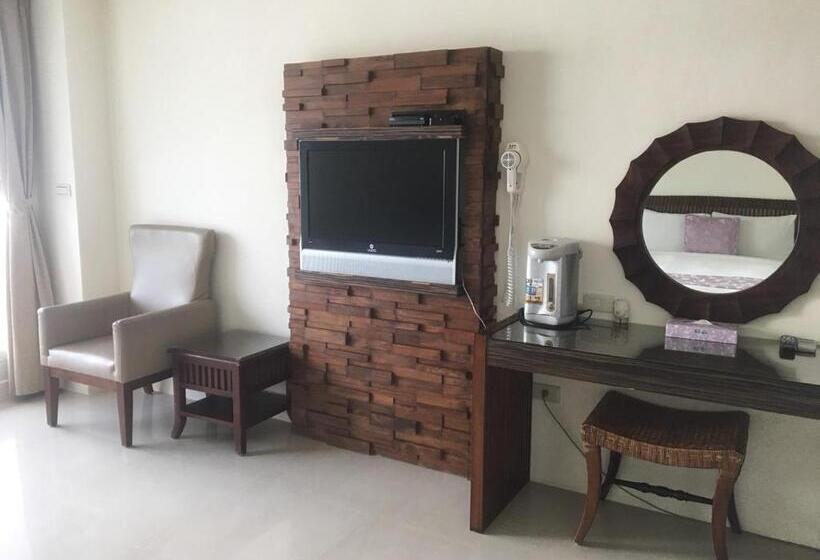 اتاق استاندارد چهارنفره با بالکن, Harmony Ocean