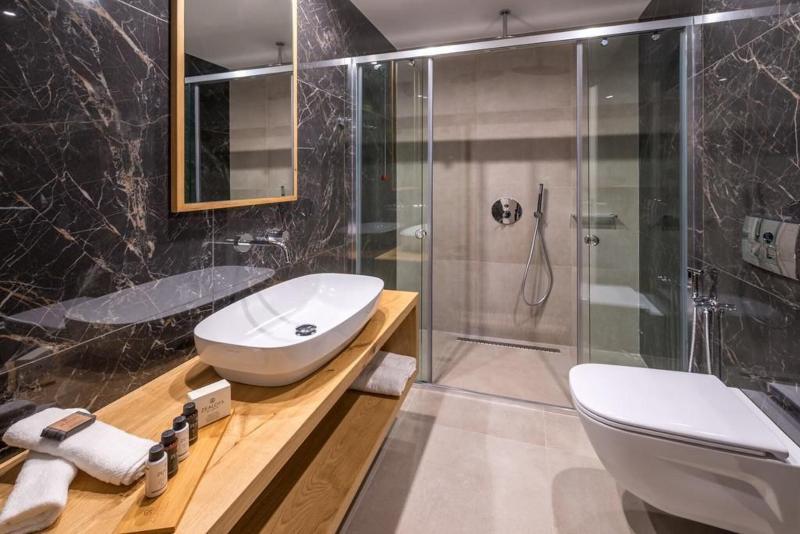 サイドオーシャンビュースタンダードルーム, Glow Boutique Hotel & Suites