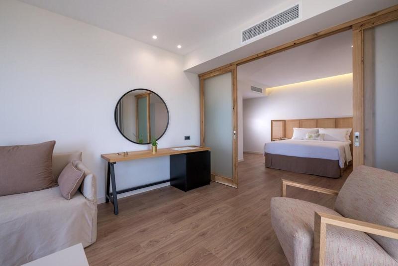 オーシャンビュースーペリアースイート, Glow Boutique Hotel & Suites