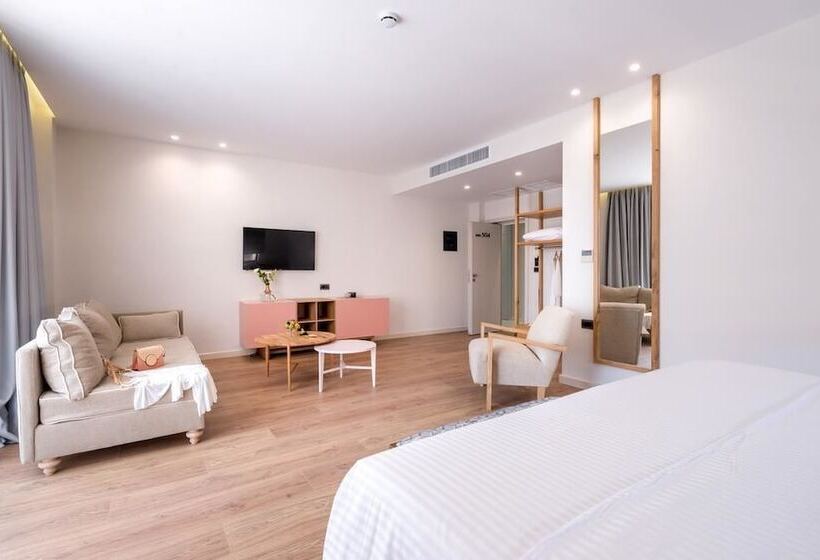 デラックススイート, Glow Boutique Hotel & Suites