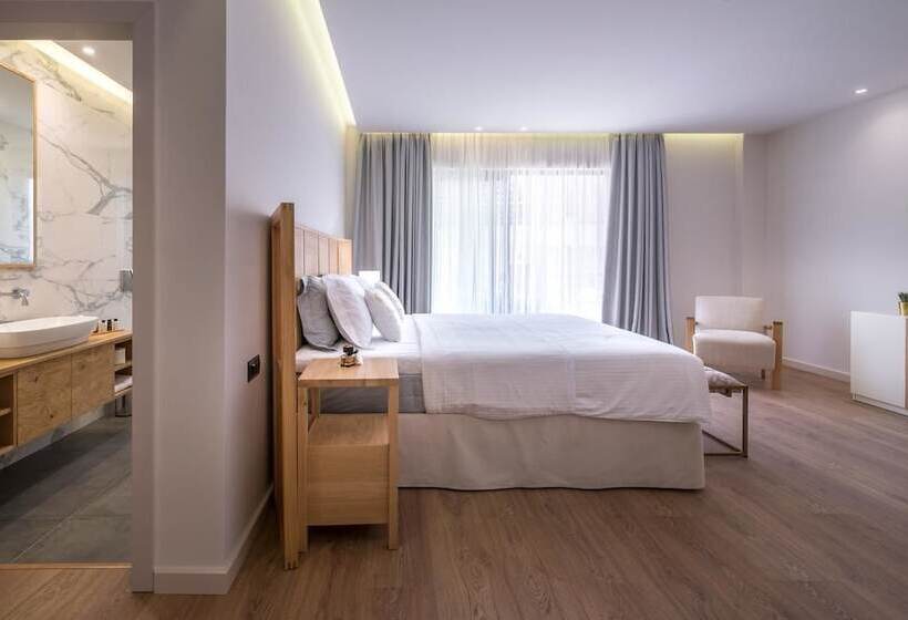 デラックススイート, Glow Boutique Hotel & Suites