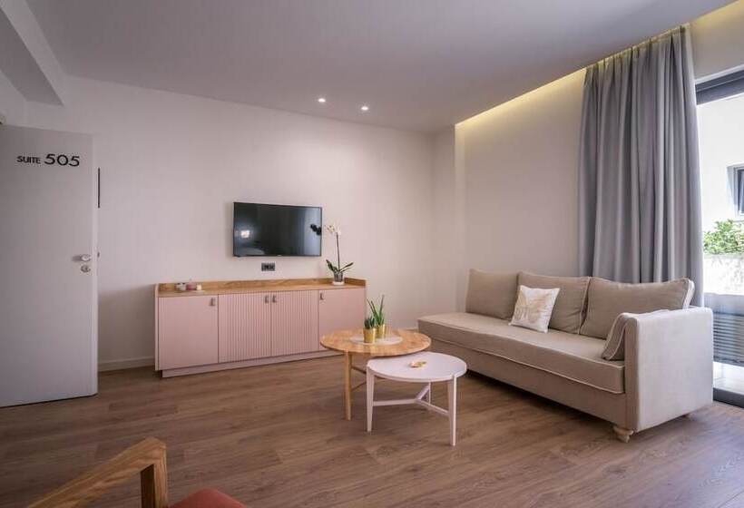 オーシャンビューデラックススイート, Glow Boutique Hotel & Suites