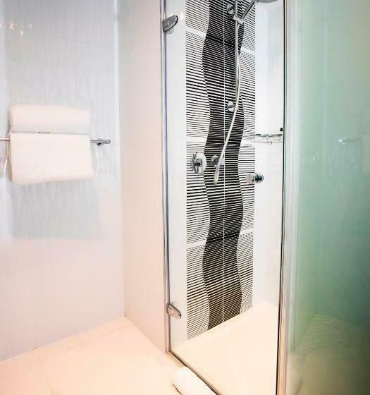 Chambre Standard, Onomo Hotel Waterfront