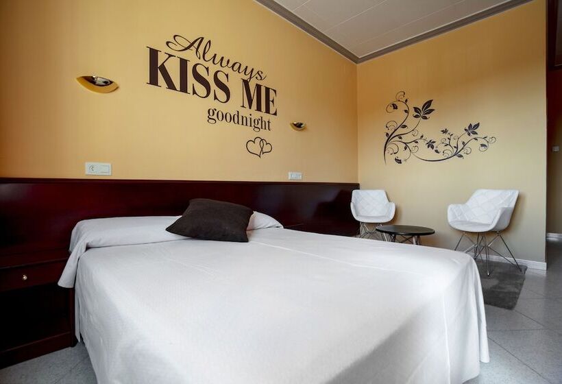 Номер Superior, Hostal Rural Can Pau