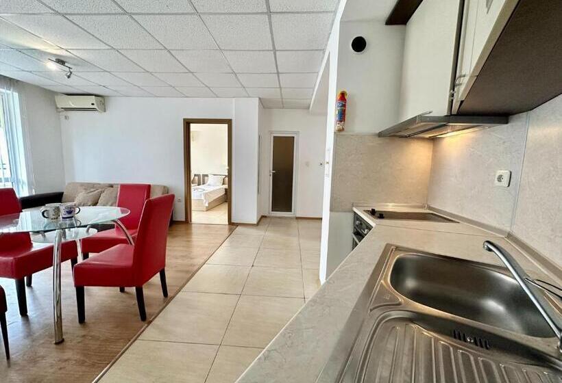 آپارتمان 2 خوابه, Sunny Beach Hills   Menada Apartments