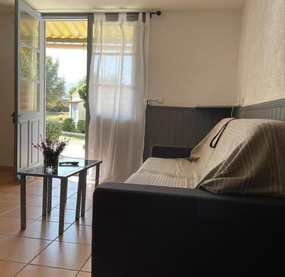 Студия Стандарт, Bungalows Filippi