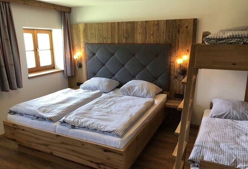 4인용 스탠다드 룸, Berggasthof Obere Firstalm