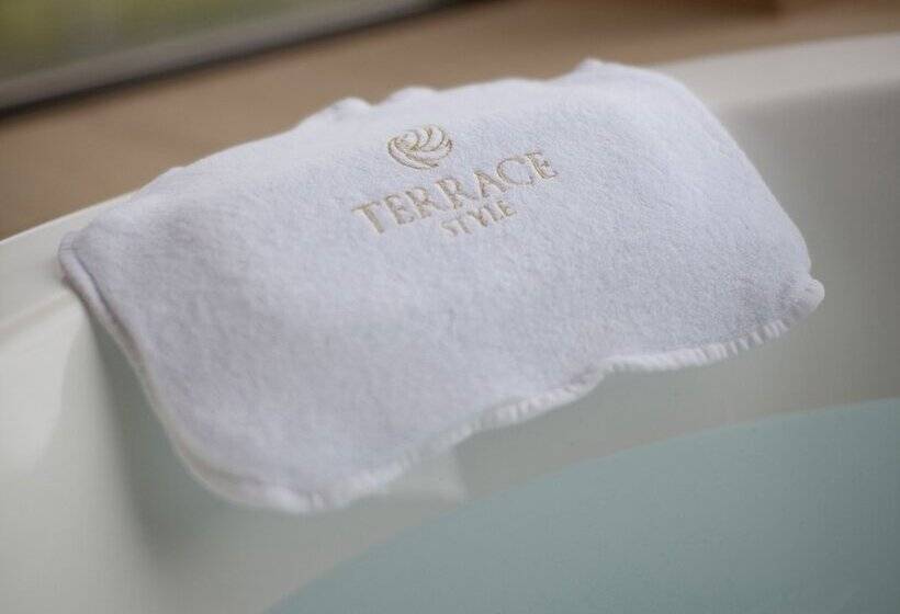 Номер Deluxe с Гидромассажем, Garden Terrace Saga Hotel & Resorts
