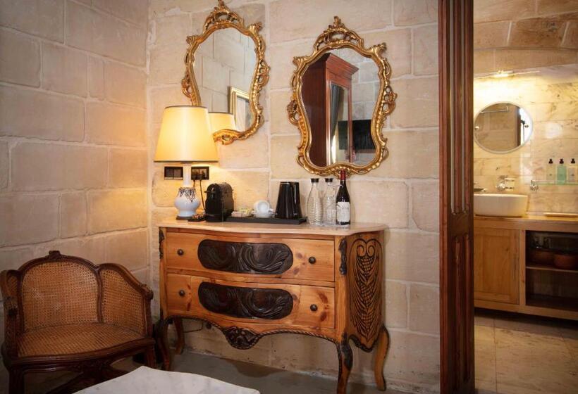 سوئیت با تخت بزرگ, The 3cities Auberge