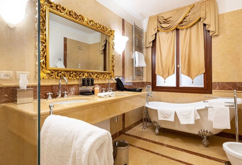 سوییت لوکس, Ca  Bonfadini Historic Experience