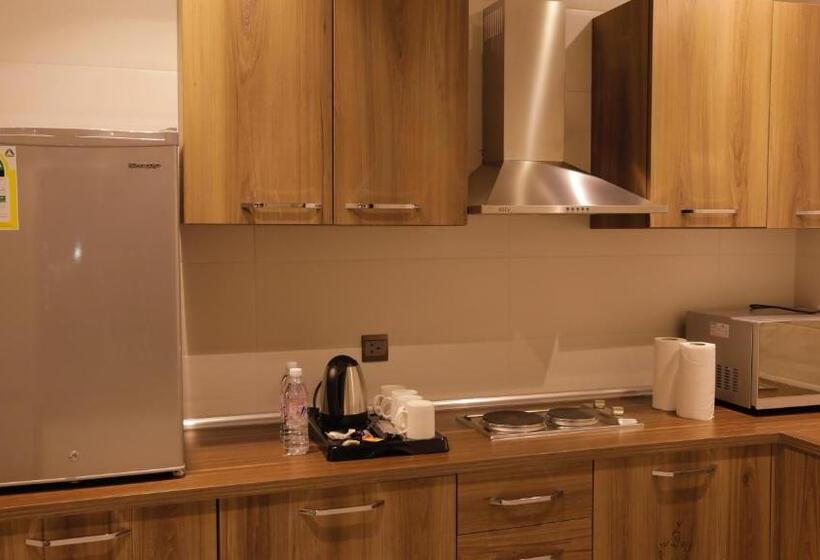 Королевский Люкс, ستاى ان السلامه غرف واجنحه فندقيه Stay Inn Suites