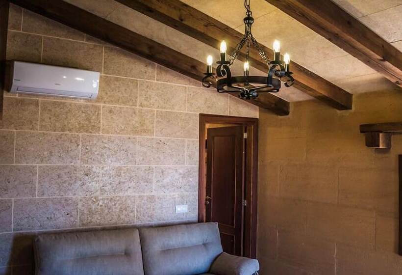 Полулюкс Вид на Горы, Agroturismo Es Gallicant