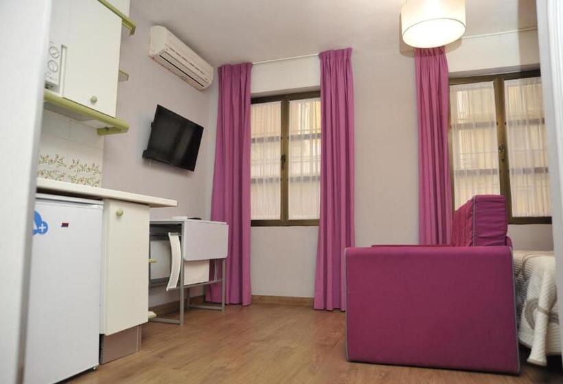 استودیوی استاندارد, Home Granada Trinidad