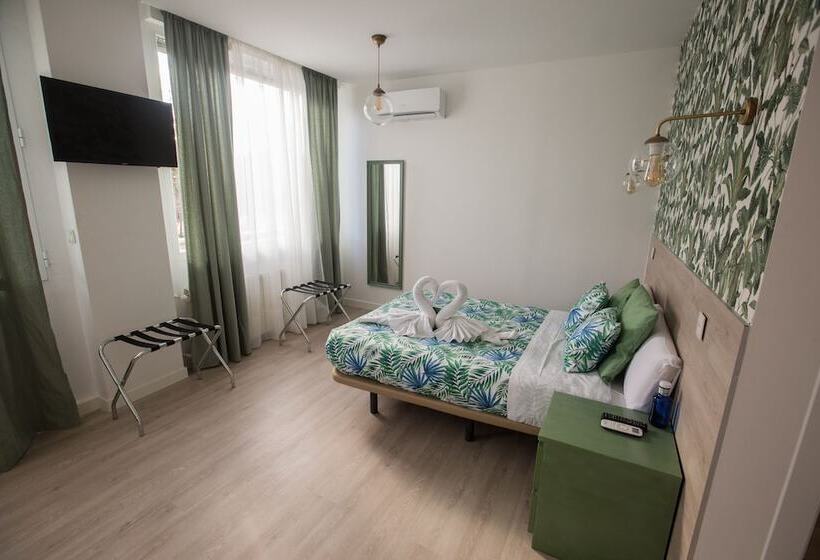 اتاق استاندارد, Hostal Escala Suites