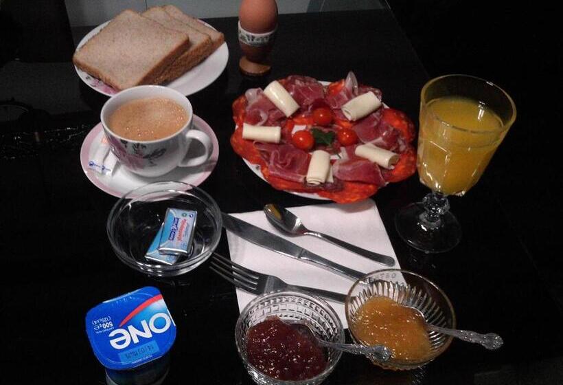 اتاق استاندارد با چشم‌انداز دریا, Hostal Cubelles