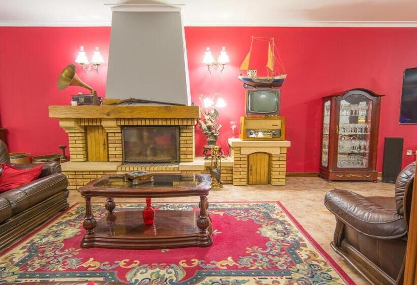 سوییت خانوادگی, Casa Da Quinta Nova