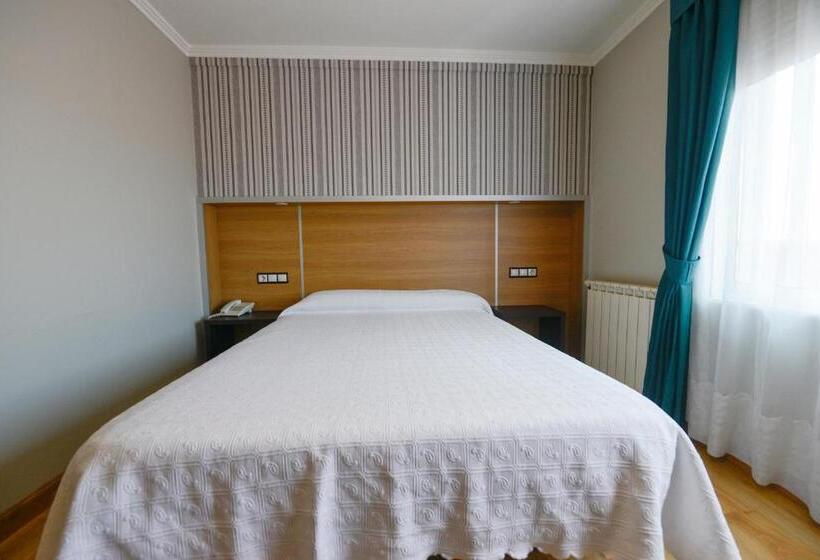 اتاق استاندارد یک نفره, Hospedaxe A Vila