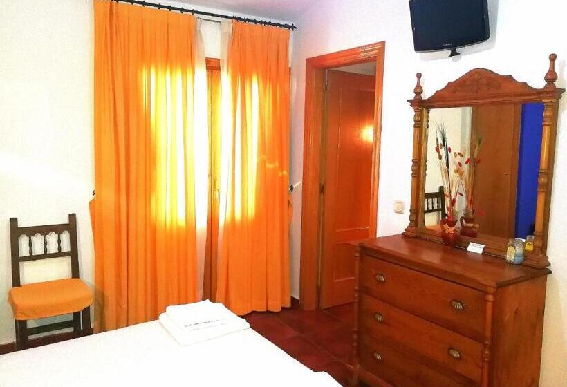 Апартаменты с 1 спальней, смежные, Hostal Restaurante Ego's