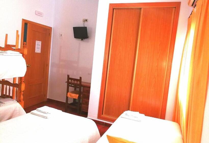 Семейный Номер, Hostal Restaurante Ego's