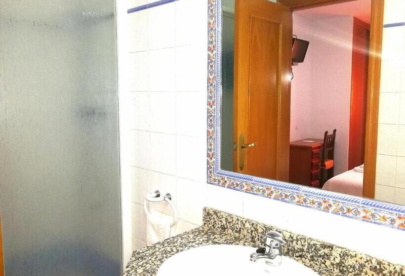 Номер Стандарт Индивидуальный, Hostal Restaurante Ego's