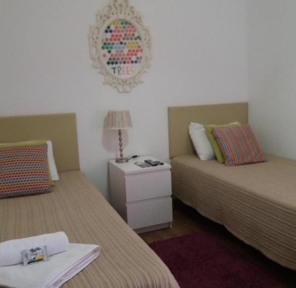 اتاق استاندارد, Guest House Guerra Junqueiro