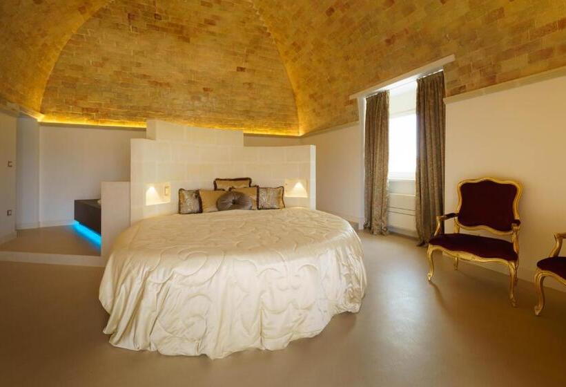 سوئیت با بالکن, Antica Torre Di Iuso