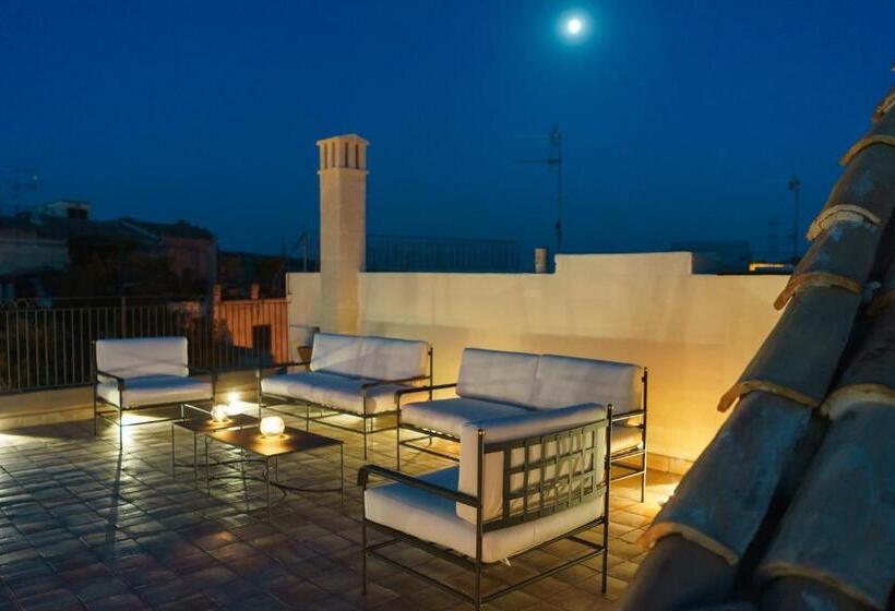 مجموعه ویستا شهر, Antica Torre Di Iuso