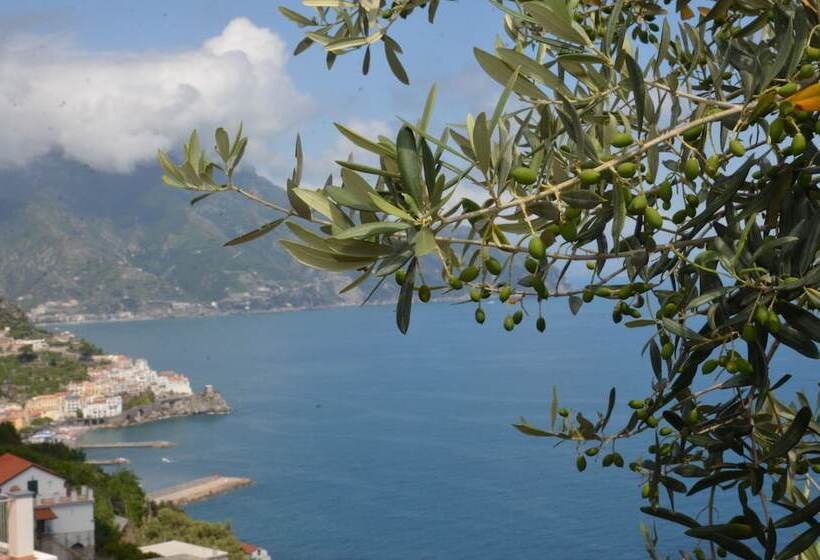 阁楼房, Amalfi Hills